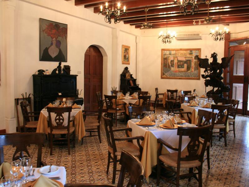 Hotel & Restaurante La Gran Francia Granada Exterior photo